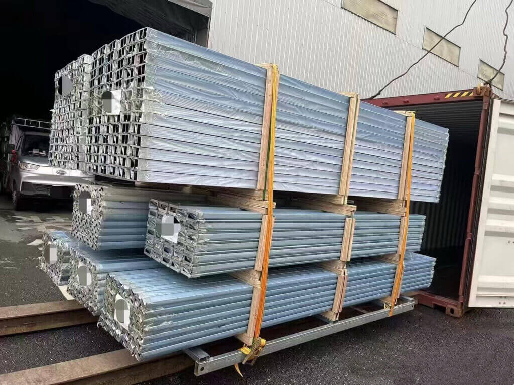 aluminum-extrusion-container-shipment